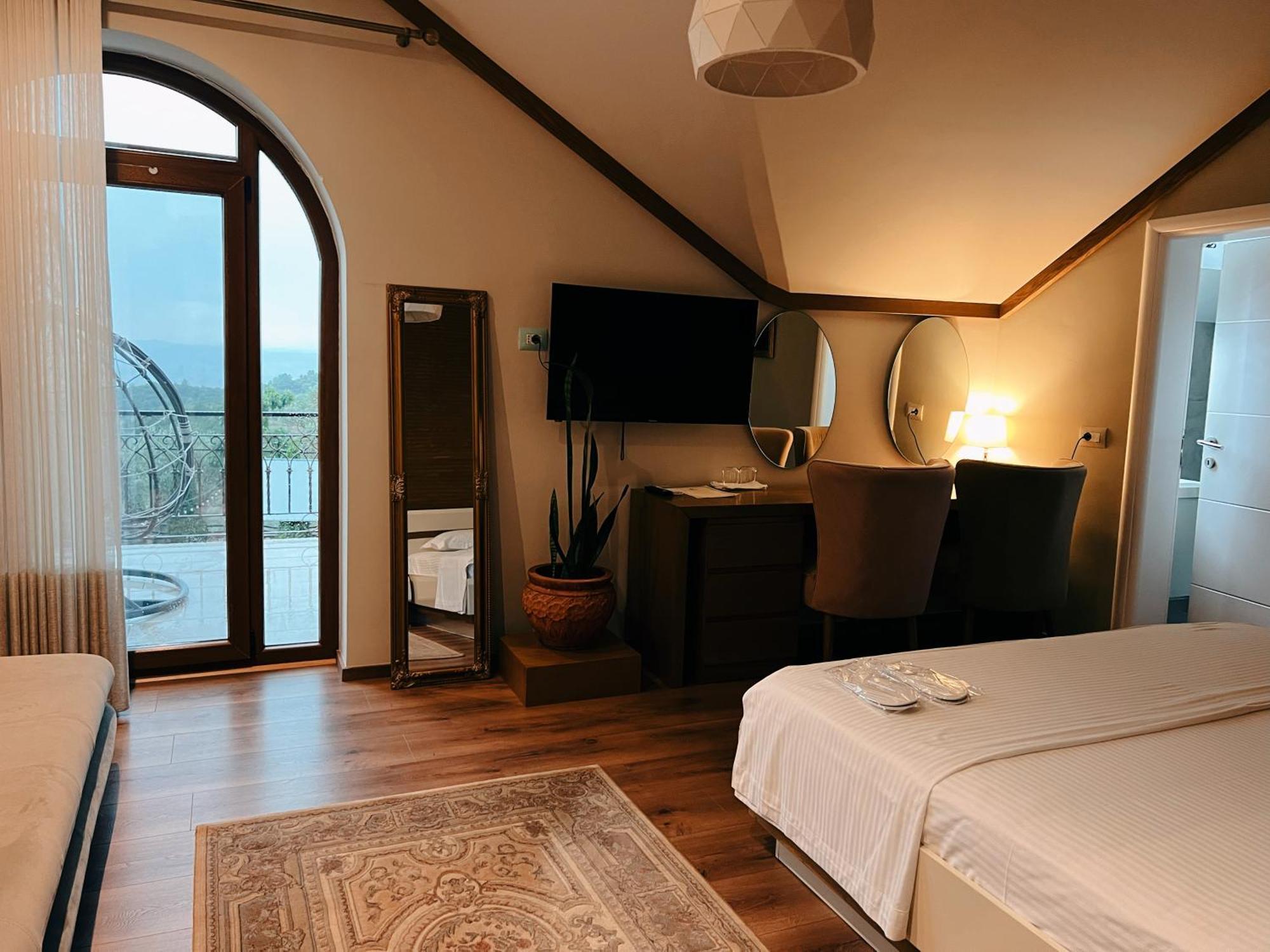 Chateau Fasel Tiranë Eksteriør bilde